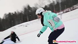 Alice Flore and Amelia Ost fuck pussy after snowboarding!