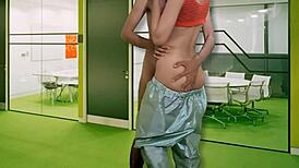 I need hot handjob from sexy Desi Muslim bhabhi