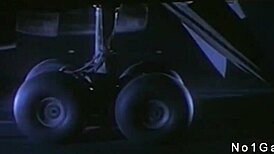 lanet olsun bu uçaktaki gay ırklararası üçlü çok sıcak