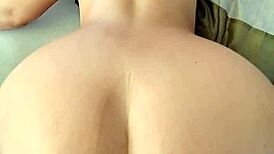 Tease That Voluptuous Vixen Now!