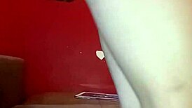 Mature Milf Wendy Raine Teases in New Bikini