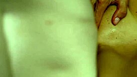 Kunem se, samo smo se dodirivali sa zrelom mamom, znaš? Pastanak i ona u doggyju, misionarskom, sise svuda!