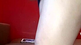 Mature Milf Wendy Raine Teases in New Bikini