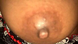 Indian girlfriend enjoys homemade orgasm with wet pussy play