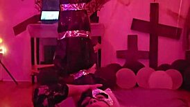 angelg and kuzz get wet in halloween bbw special.