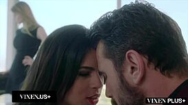 Wow! Vixenplus Bunny’s First Threesome with Escort Autumn Falls Rocks! Watch Her Ride and Dive!