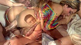 작은 Melisa Bunny의 첫 더블 질, 거대한 자지 질식하며 미친 액션