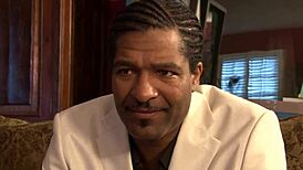 Hell Yeah! Angelica Sky Tager Kæmpe Sort Pik i Stram Fisse