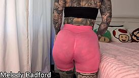 Big Tits Milf Melody Radford Rocks Gym Tights in Bedroom