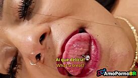 comedor dela pegou ela pela cintura d� pra escutar ela gozando