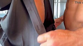 Damn, cliente pauzudo fodeu meu cuzinho tão gostoso que gozei forte!