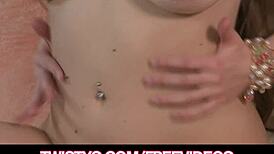 Man, I can’t even... Jessi June teases her big natural-tits so good!