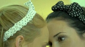 Beauty scene threesome lesbo with strapon