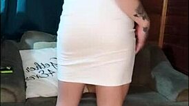 Duyusal Brezilyalı sigara içip webcam'de tahrik ediyor