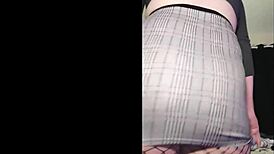 sexy fat ass sways in fishnets for steamy close-up tease