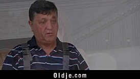 i caught my stepdaughter masturbating and fucked her