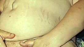 i buster her pussy with a dildo and she cums so hard