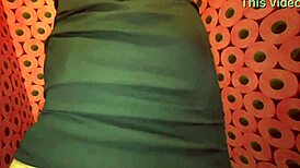 i lick her sour-smelling body after work