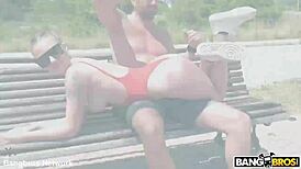 Lyas risky encounter on the bench