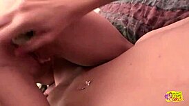 brunette and blonde lez chicks start with kissing in bed, then use sex toys 😘