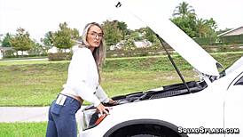 milf mandy rhea enjoys facial suck