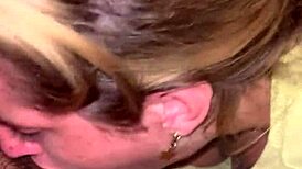 Invit� a un chico de tinder a mi casa y se la chupe toda con blowjob en doggystyle y bent over 😏