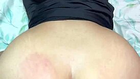 Minun käly tulee bileistä seksikkäässä mekossa haluten hookata