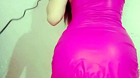 jovencita tetona latina masturbates her wet pussy squirting hard!