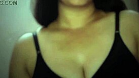 Cum tribute dedicated to my sexy Indian aunty