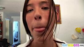 wow! brooke skye fingers her pussy to orgasm in close-up