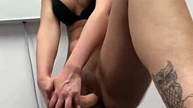 she sits on a dildo with big ass