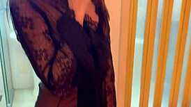 Skinny Girl Masturbates In Bath Before Going Out