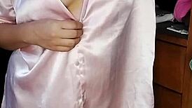 uhh, this video of nympho argentine teacher got leaked, soo hot!