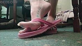 Exotic Woman With Huge Talons And Long Nails In Flip Flops