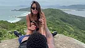 exibicionismo, fucking the slut outdoors bareback, filling her pussy with cum