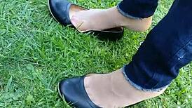 i love dipping my toes in tan nylons and flats