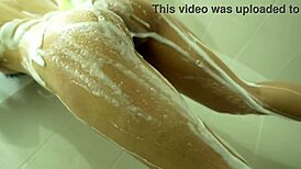 amateur couple slaps and licks in bathroom