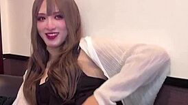 crossdressing beauty masturbating live in personal video stream