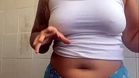 I want caresses on my big pussy while flashing outdoors