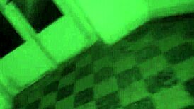 European brunette amateur embraces public outdoor passion