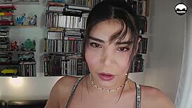 want to see mamou and jade cve twerk and perform oral?