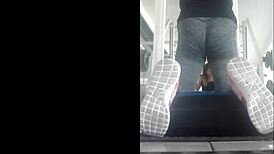 Damn, that Mexican teen’s bent over ass in leggings at gym!