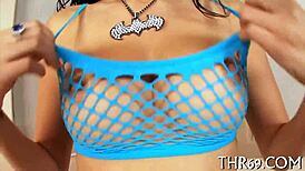 Going Down on a Thick Prick for Wet European Teen