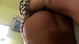 good morning baby, let's start the day with bareback fun