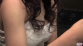 可愛い日本人美女山下悠、激しい中出しで溢れる