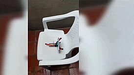 Casada dando pra dois em cima da passarela na dutra