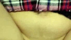 Latina prostitute gives blowjob in amateur sex