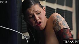 pretty shemale daisy taylor, omg i cant stop watchin her