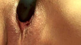 Close-Up Amateur Blowjob and Creampie