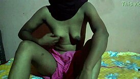 Sexy Latina Amateur Girl In Doggy Style!